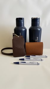 souvenir perusahaan custom