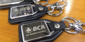 produk-souvenir -keychain-stainless