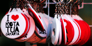 souvenir-jakarta -gantungan-kunci