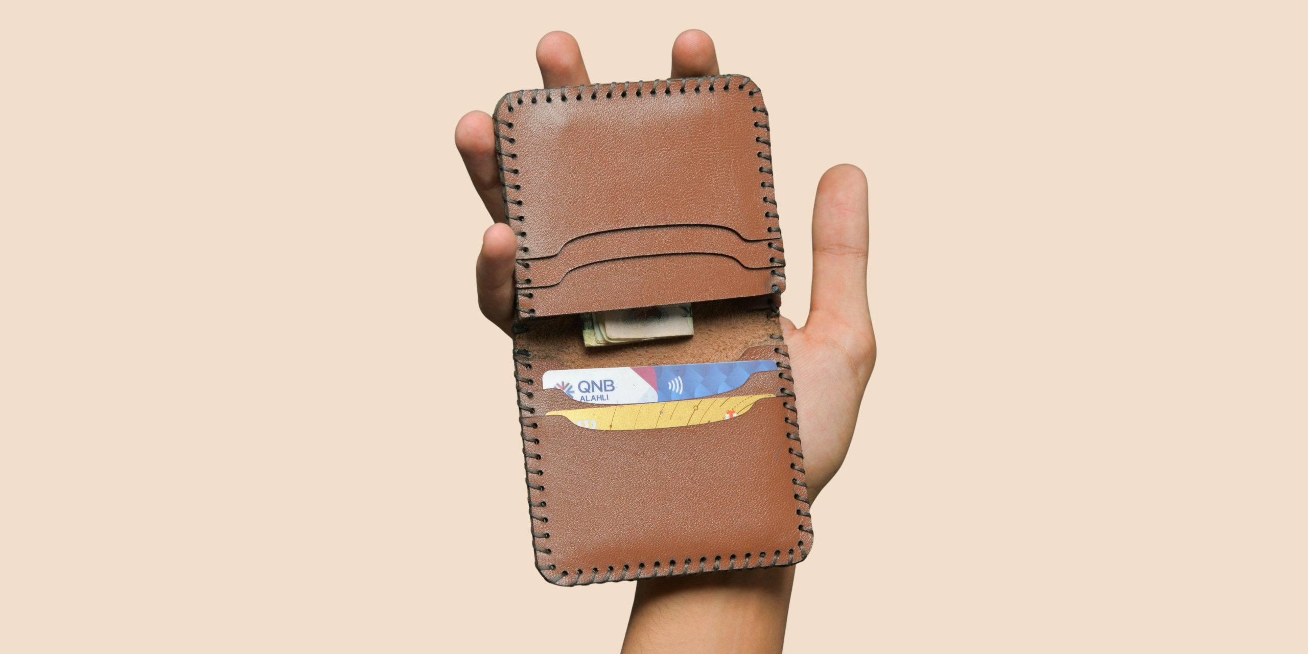 card-holder-adalah