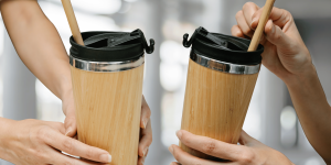 botol-minum-dari-bambu